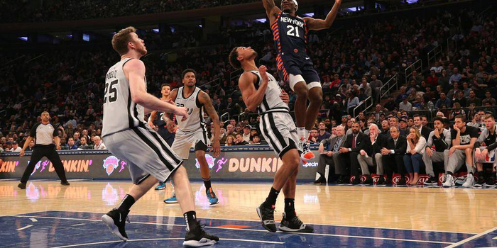  昂热防守反击奏效终结连败颓势